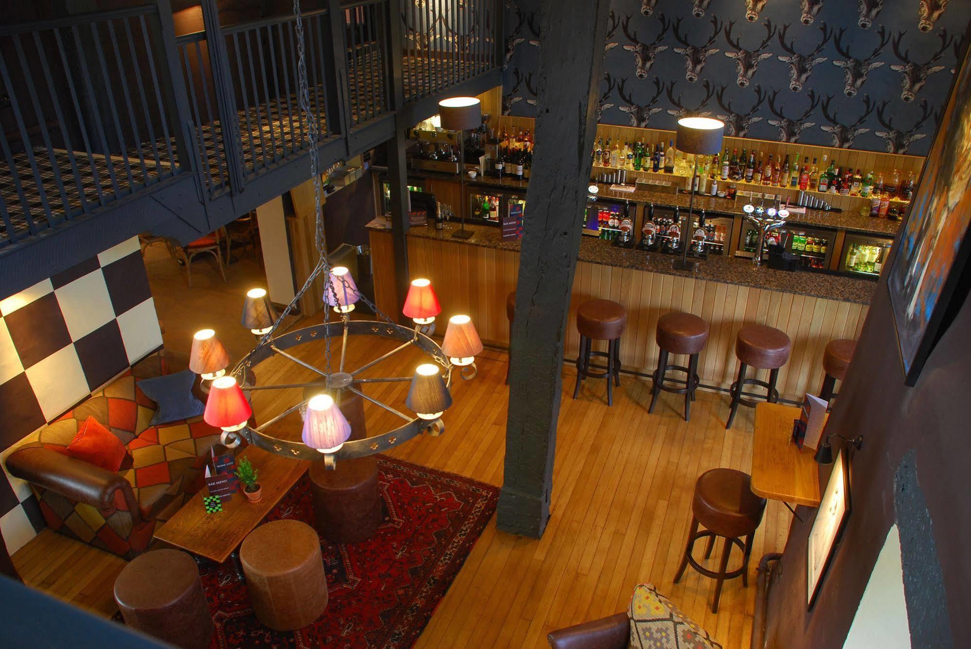 The Broadway Hotel Kültér fotó
